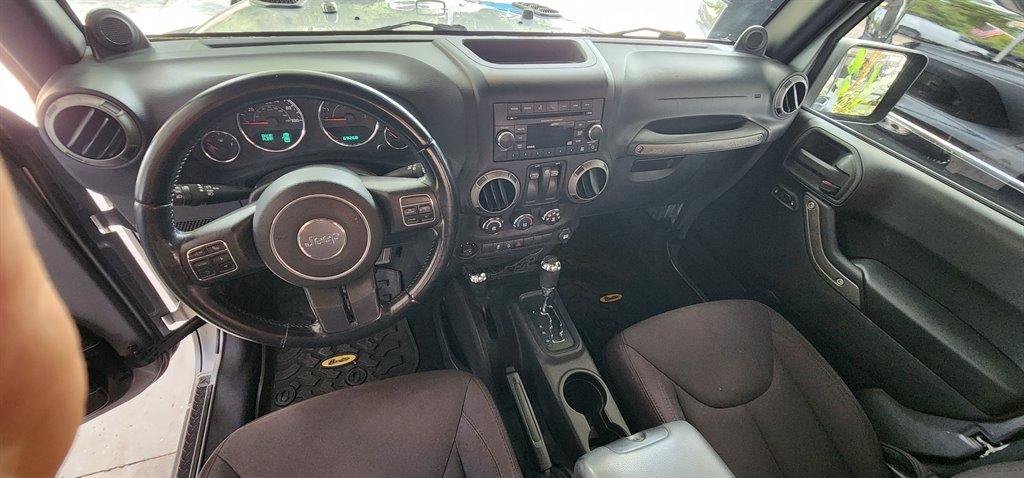 Used 2014 Jeep Wrangler Sport w/ Quick Order Package 24S AWD/4WD image 26