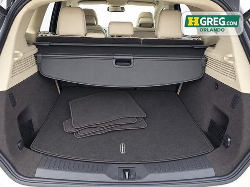 Used 2019 Lincoln MKC Reserve w/ MKC Climate Package FWD image 18