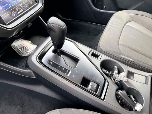 Used 2024 Subaru Crosstrek 2.0i image 16