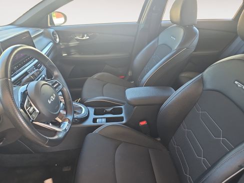 Certified 2024 Kia Forte GT-Line FWD image 20