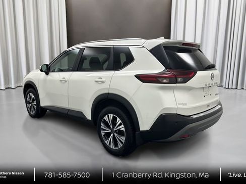 Certified 2023 Nissan Rogue SV w/ SV Premium B Package image 6