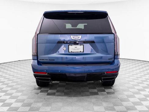 New 2026 Cadillac Escalade Sport w/ LPO, ONYX Package AWD/4WD image 4