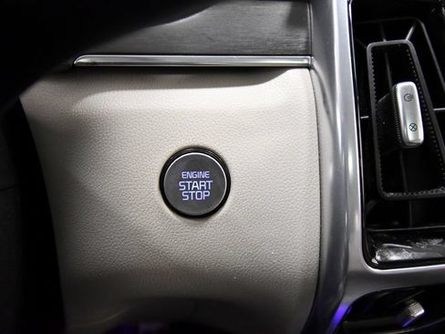 Certified 2023 Kia Sorento SX Prestige AWD/4WD image 28