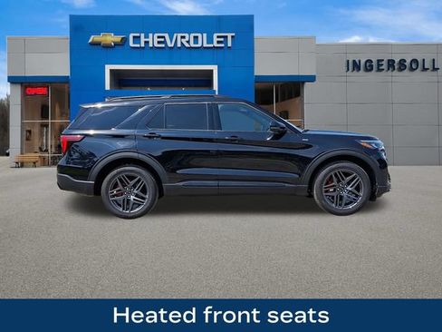 Used 2025 Ford Explorer ST-Line w/ ST-Line Street Pack AWD/4WD image 30