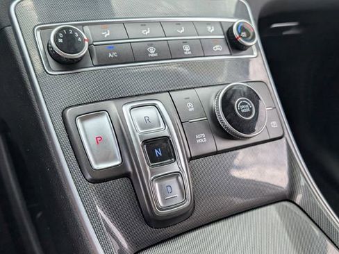 Used 2022 Hyundai Santa Fe SE image 20