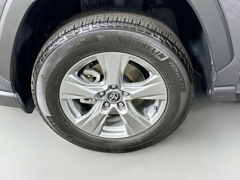 Certified 2025 Toyota RAV4 XLE w/ Convenience Package image 32