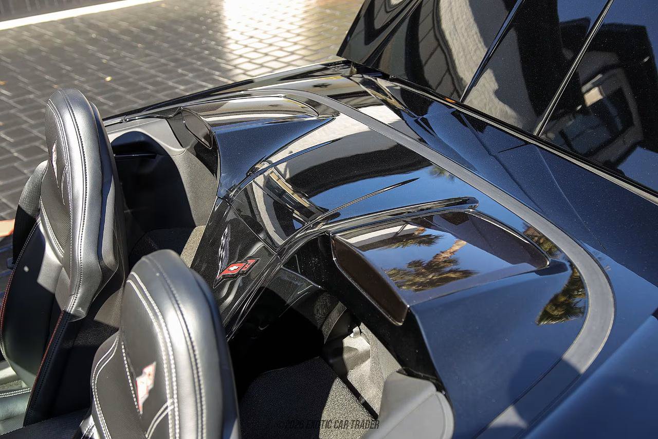 Used 2019 Chevrolet Corvette Z06 RWD image 23