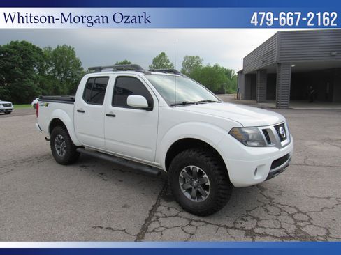 Used 2020 Nissan Frontier PRO-4X w/ Pro-4x Utility Package AWD/4WD image 18