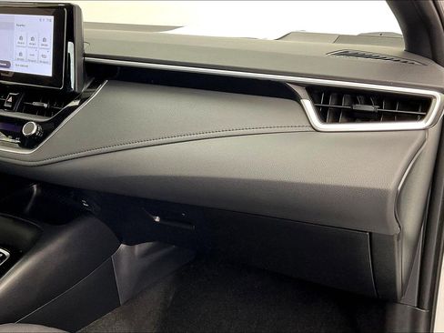 Used 2024 Toyota Corolla SE image 15