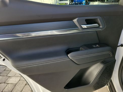 New 2027 GMC Terrain Elevation w/ Elevation Premium Package FWD image 12