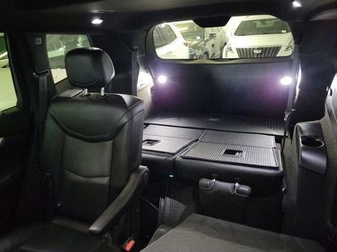 Certified 2023 Cadillac XT6 Premium Luxury image 12