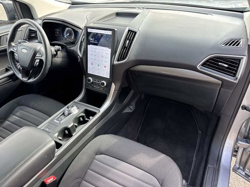 Used 2024 Ford Edge SE image 12