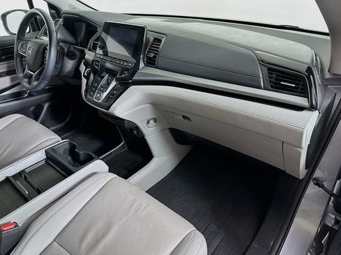 Certified 2023 Honda Odyssey Touring image 37