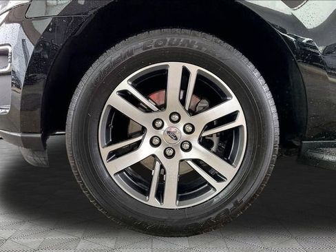 Used 2024 Ford Expedition Limited image 23