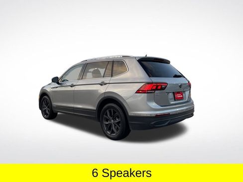 Used 2024 Volkswagen Tiguan SE FWD image 5