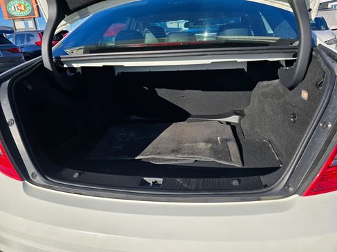 Used 2009 Mercedes-Benz C 300 Sedan image 16