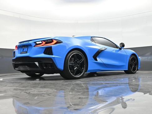 Used 2024 Chevrolet Corvette Stingray Convertible w/ 1LT RWD image 23