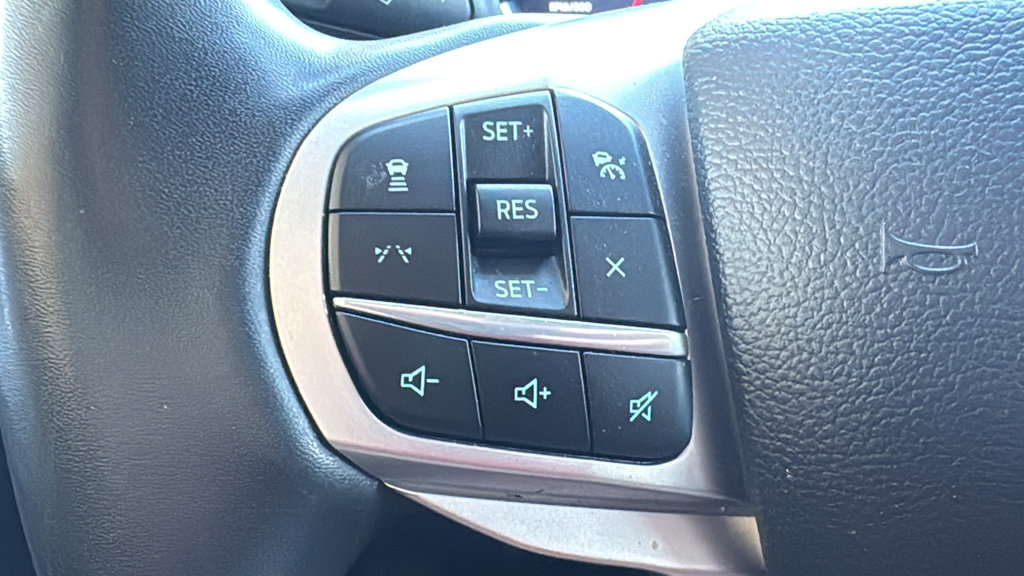 Used 2025 Ford Explorer Active RWD image 12