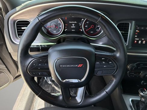 Used 2020 Dodge Charger SXT RWD image 27