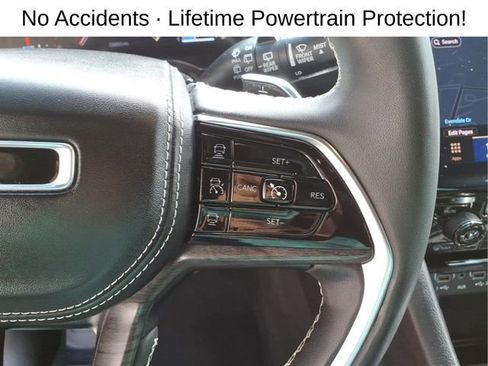 Used 2023 Jeep Grand Cherokee L Overland AWD/4WD image 17