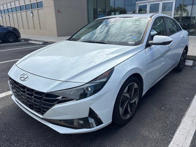 Used 2021 Hyundai Elantra SEL w/ Convenience + Premium Package FWD image 1