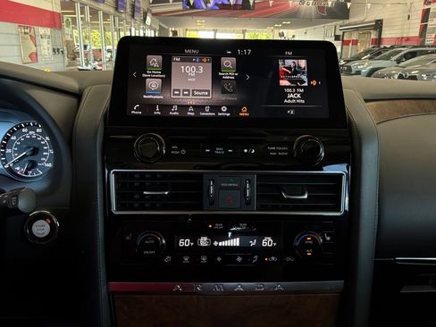 Used 2024 Nissan Armada SL RWD image 33