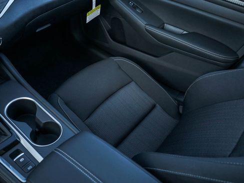 New 2025 Nissan Altima 2.5 SV w/ SV Premium Package image 24