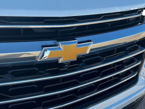 Used 2025 Chevrolet Traverse High Country image 8