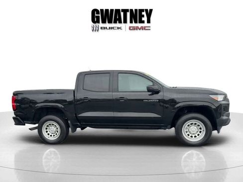 Used 2023 Chevrolet Colorado W/T image 8