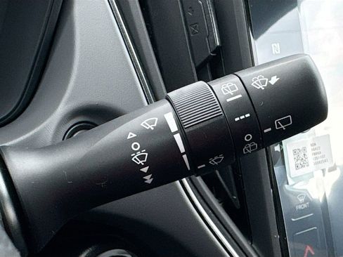 New 2026 Subaru Crosstrek 2.5i Limited w/ Crosstrek Mirror Package AWD/4WD image 13