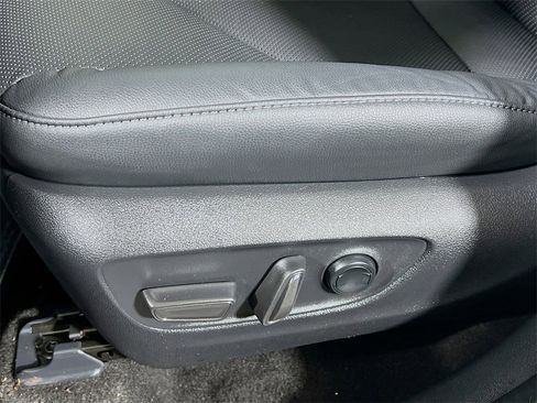 Used 2024 Toyota Grand Highlander Limited image 18