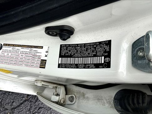 Used 2013 Toyota Prius Persona Series image 5