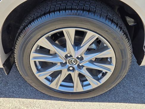 Used 2025 MAZDA CX-5 AWD 2.5 S w/ Premium Plus Pkg image 11
