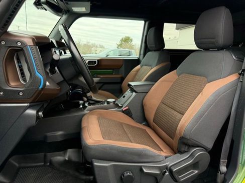 Used 2023 Ford Bronco Outer Banks w/ Sasquatch Package image 17
