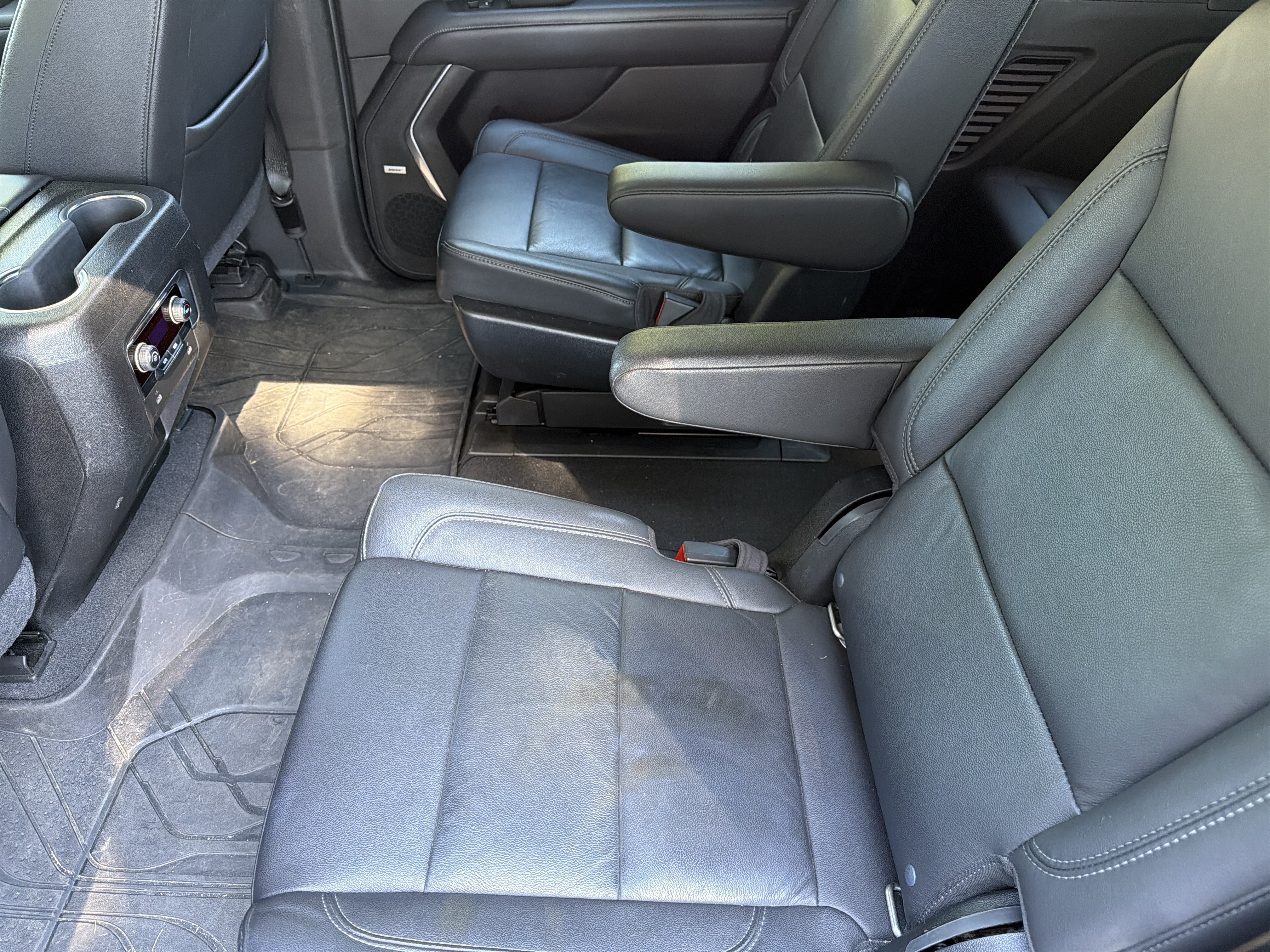 Used 2021 Chevrolet Tahoe Z71 AWD/4WD image 33