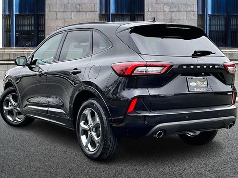 Certified 2023 Ford Escape ST-Line Select w/ Tech Pack #2 image 10