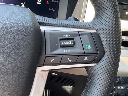 New 2025 Mitsubishi Outlander AWD image 30