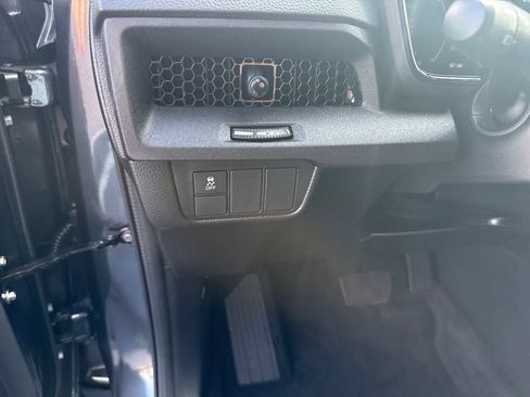 Certified 2025 Honda CR-V Sport image 15