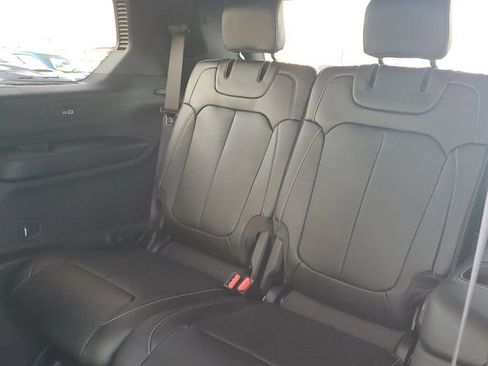 New 2026 Jeep Grand Cherokee L Limited image 16