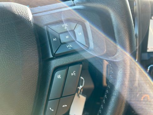 Used 2018 Ford F150 XLT w/ Equipment Group 302A Luxury image 19