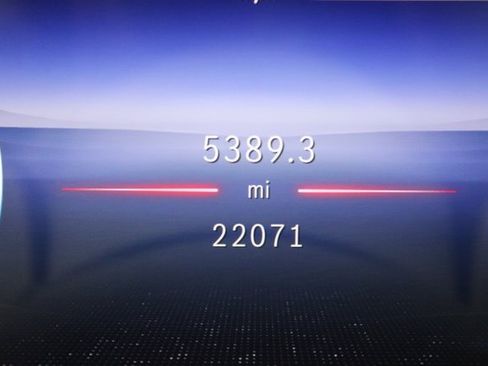 Used 2022 Mercedes-Benz EQS 450+ Sedan image 8