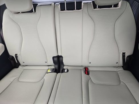New 2026 Kia Carnival SX Prestige FWD image 18