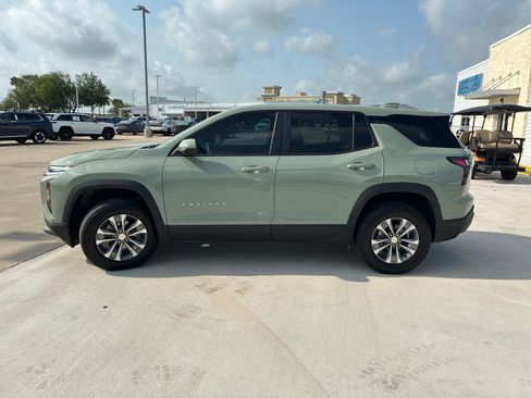 Used 2026 Chevrolet Equinox LT w/ LPO, Floor Liner Package FWD image 6