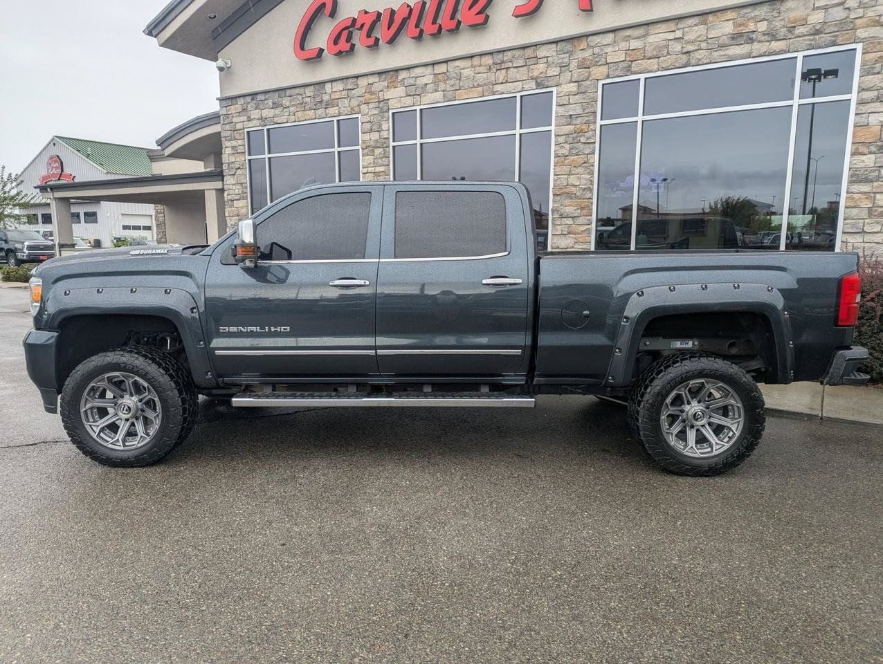 Used 2017 GMC Sierra 2500 Denali w/ Duramax Plus Package AWD/4WD image 2
