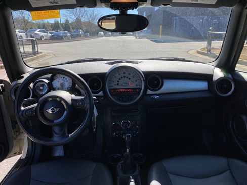 Used 2014 MINI Cooper Convertible image 20