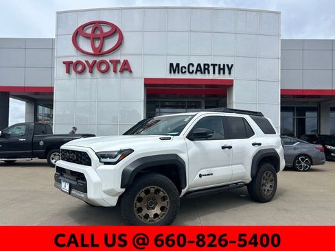 Used 2025 Toyota 4Runner Trailhunter AWD/4WD image 1