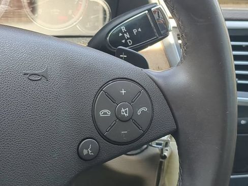 Used 2011 Mercedes-Benz E 350 4MATIC Sedan image 29