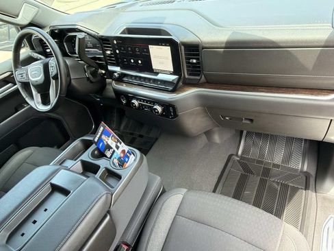 Used 2022 GMC Sierra 1500 Elevation RWD image 16
