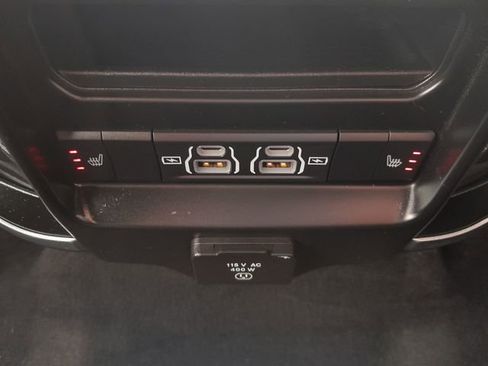 Used 2022 RAM 1500 Laramie AWD/4WD image 50