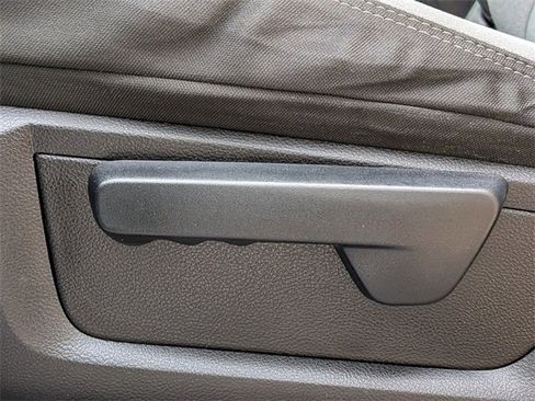 Used 2021 RAM 3500 Big Horn image 18